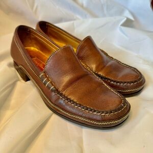 Cole Haan 90s‎ Classic Brown Leather Country Loafers, Women’s Size 6.5 AA, EUC